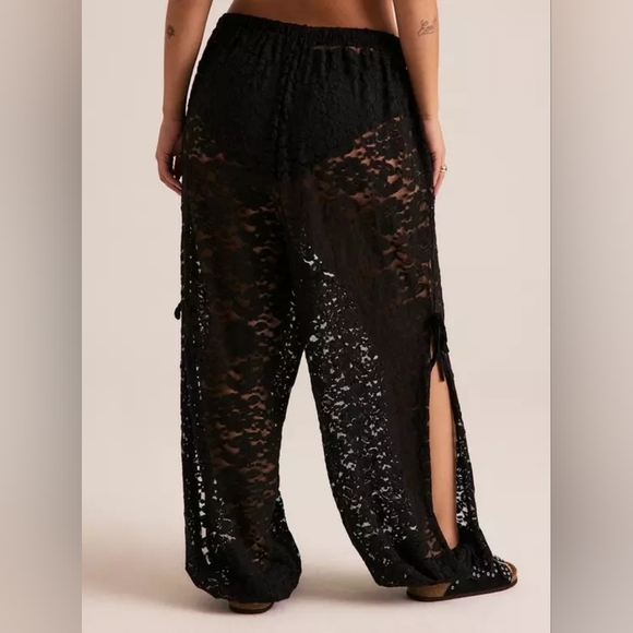 Torrid Black Festi Tie Detail Lace Jogger Flowy Pants Size 2X Short Nwt - Picture 3 of 5